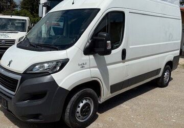 Peugeot Boxer 180.000 km 8.200 &euro; Prien-Bachham 83209