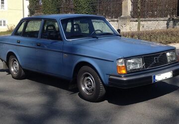 Volvo 244 117.000 km 15.950 &euro; Ebersberg 85560