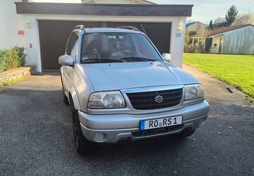 Suzuki Grand Vitara 175.000 km 5.000 &euro; Rosenheim 83022