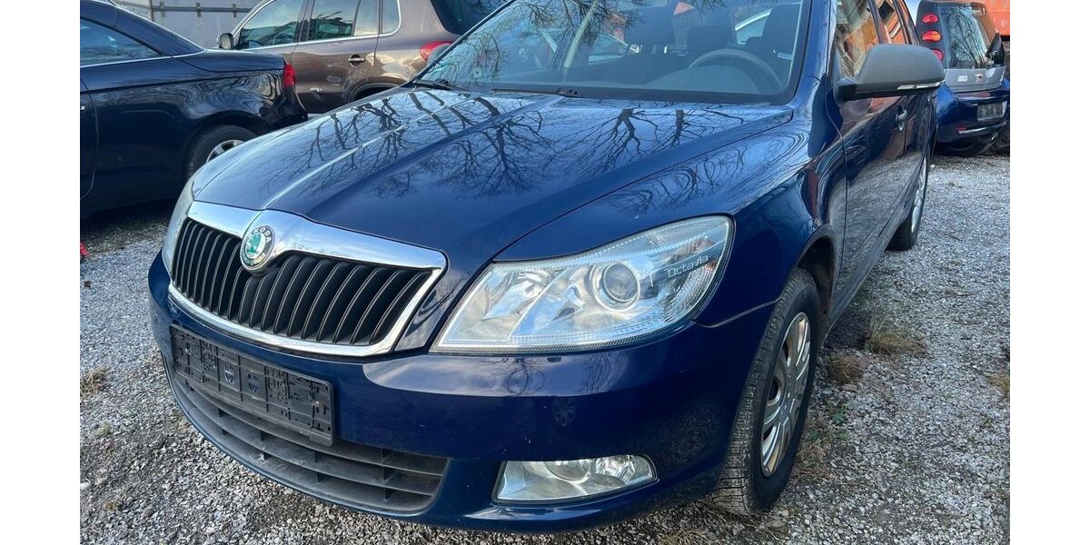 Skoda Octavia 179.000 km 2.950 &euro; Rosenheim 83026