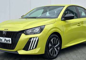 Peugeot 208 1.900 km 17.577 &euro; Tuntenhausen 83104