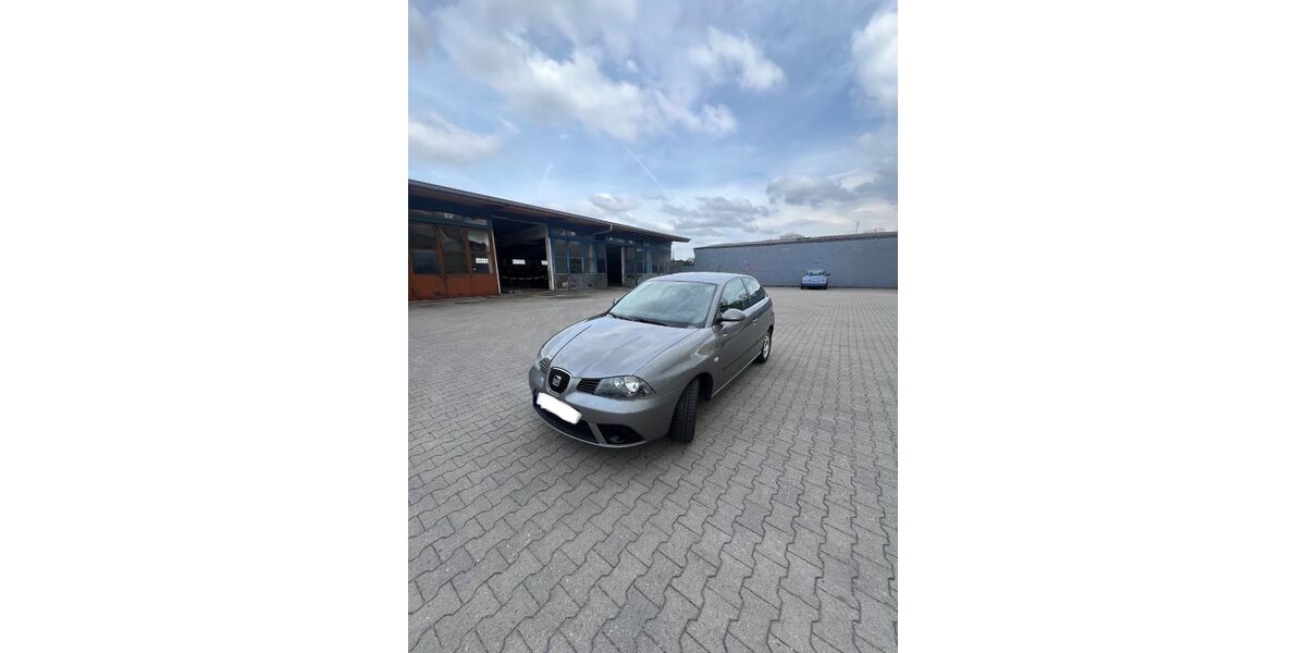 Seat Ibiza 145.688 km 2.588 &euro; Rosenheim 83026