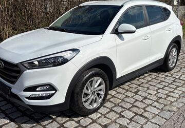 Hyundai TUCSON 120.000 km 12.999 &euro; Bernau am Chiemsee 83233