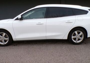 Ford Focus 162.122 km 11.333 &euro; Rosenheim 83026