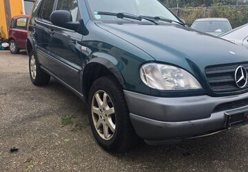 Mercedes-Benz ML 320 260.000 km 1.799 &euro; Rosenheim 83026