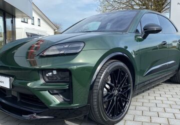 Porsche Macan 4.900 km 129.890 &euro; Raubling 83064