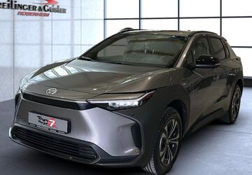 Toyota bZ4X 7.337 km 34.880 &euro; Rosenheim 83022