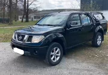 Nissan Navara 180.000 km 7.400 &euro; Rosenheim 83024