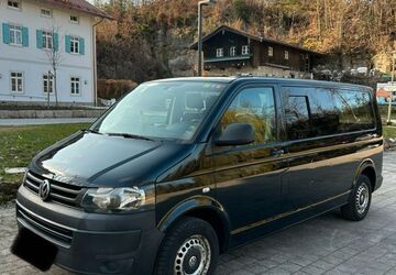 VW T5 Caravelle 328.300 km 9.900 &euro; Brannenburg 83098