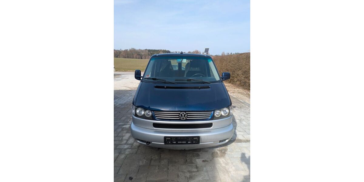 VW T4 Caravelle 215.200 km 10.900 &euro; Waldhausen 83530