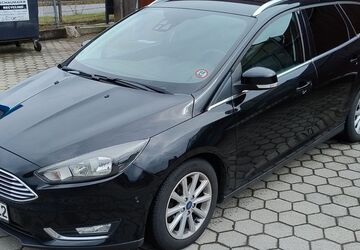 Ford Focus 129.000 km 10.995 &euro; Bad Endorf 83093