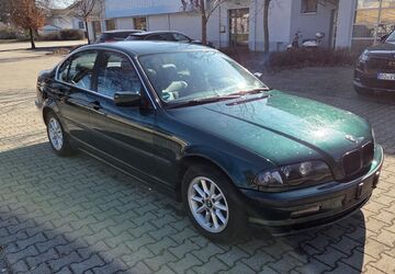 BMW 320 181.000 km 4.999 &euro; Kolbermoor 83059