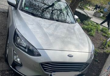 Ford Focus 86.200 km 14.300 &euro; Rosenheim 83024