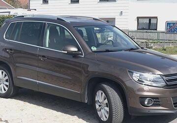 VW Tiguan 93.300 km 8.999 &euro; Rosenheim 83026