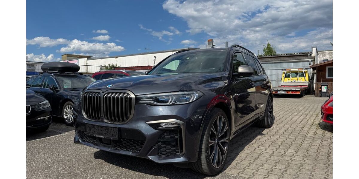 BMW X7 137.454 km 59.990 &euro; Rosenheim 83026