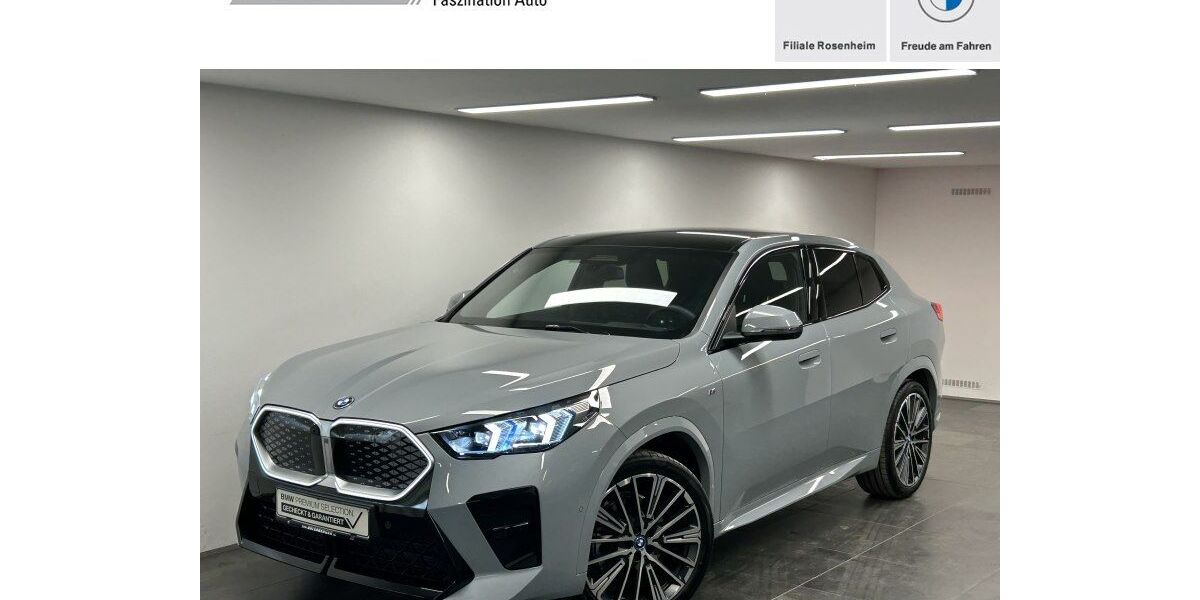 BMW iX2 9.969 km 52.490 &euro; Rosenheim 83026