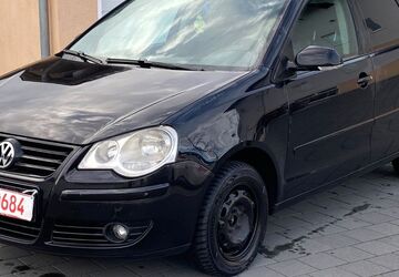 VW Polo 210.000 km 899 &euro; Rosenheim 83024