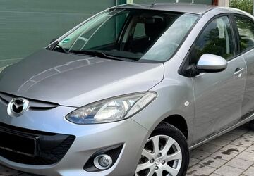 Mazda 2 132.000 km 2.850 &euro; Rosenheim 83026