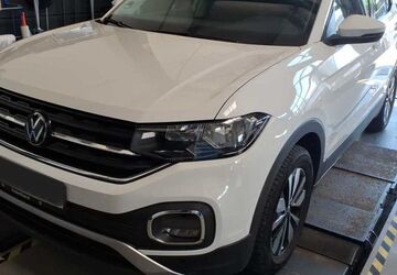 VW T-Cross 42.020 km 21.930 &euro; Bruckmühl 83052