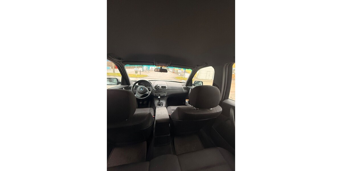 BMW X3 270.000 km 3.900 &euro; Pfaffing 83539