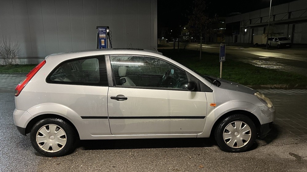 Ford Fiesta 165.000 km 2.400 &euro; Rosenheim 83013