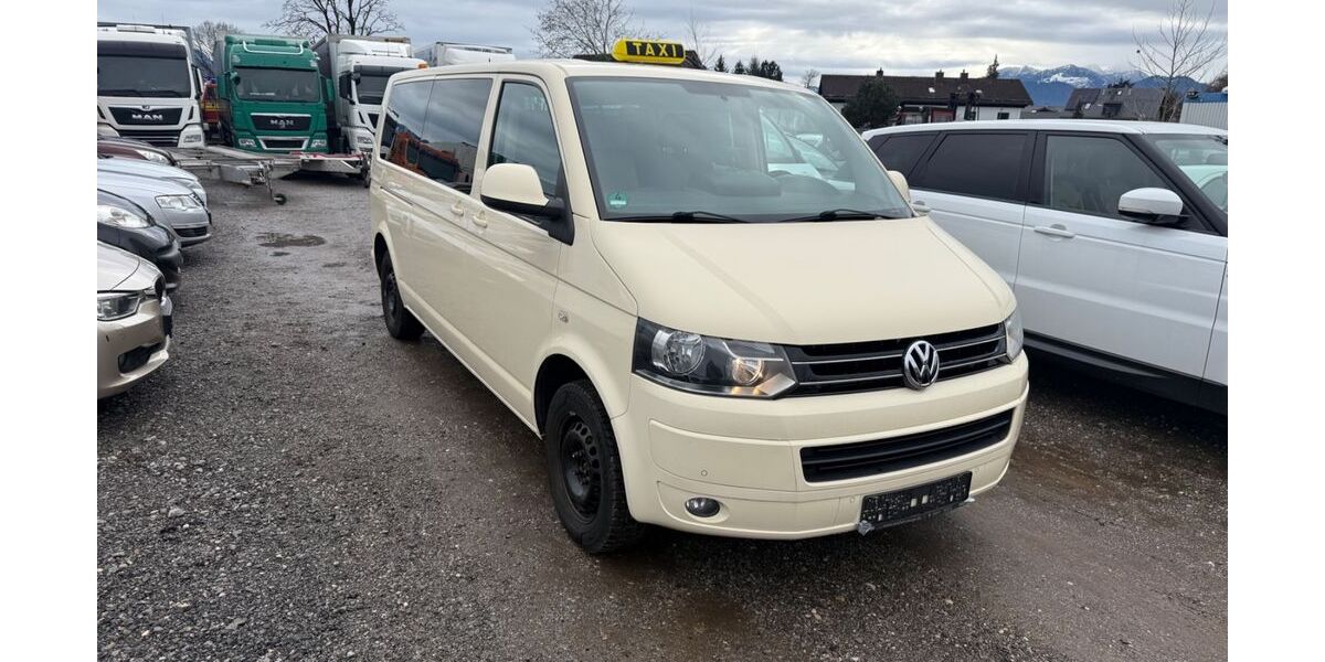 VW T5 Transporter 538.372 km 9.990 &euro; Rosenheim 83026