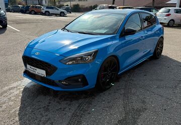 Ford Focus 34.725 km 29.999 &euro; Bad Aibling 83043