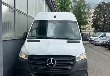 Mercedes-Benz Sprinter 261.000 km 19.000 &euro; Rosenheim 83026