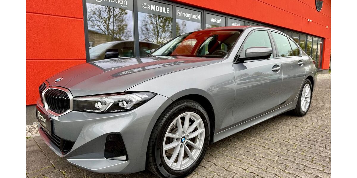 BMW 318 8.400 km 30.980 &euro; Bad Aibling 83043