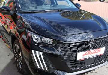 Peugeot 208 10.751 km 15.950 &euro; Ebersberg 85560