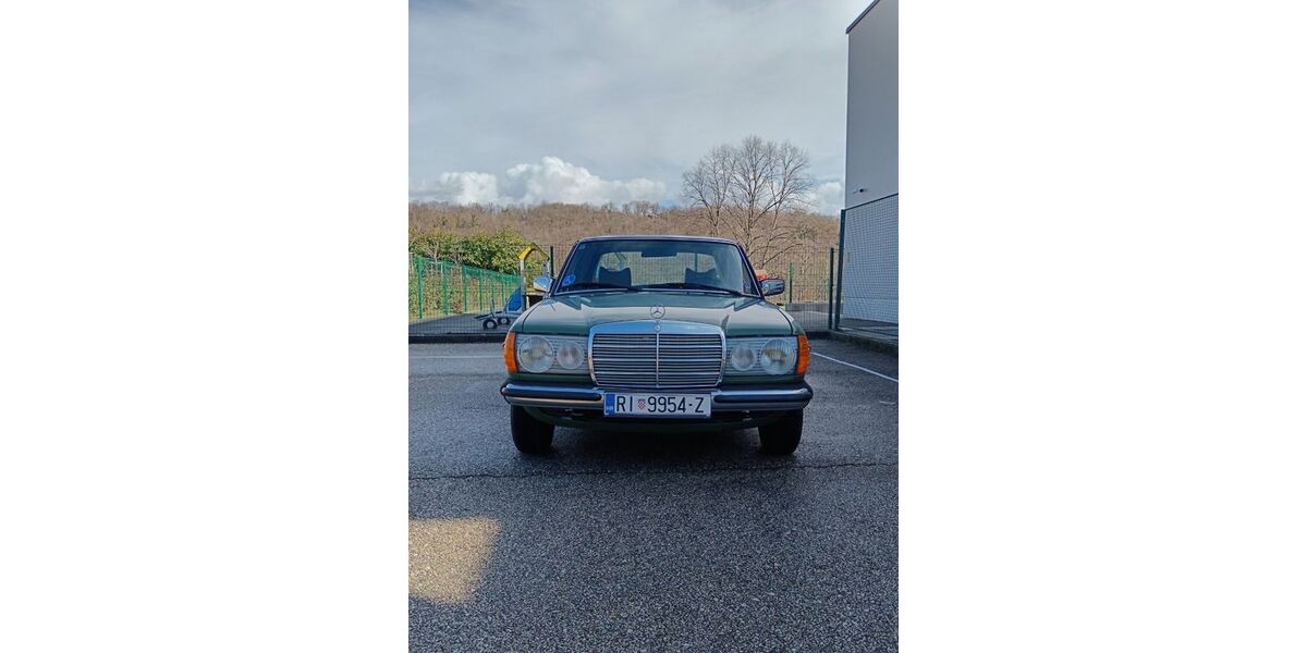Mercedes-Benz E 300 250.600 km 19.000 &euro; Kirchseeon 85614