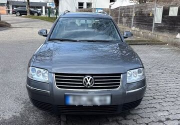 VW Passat Variant 50.004 km 14.500 &euro; Rosenheim 83026