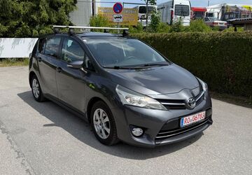 Toyota Verso 220.593 km 4.999 &euro; Rosenheim 83026