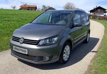 VW Touran 144.300 km 8.990 &euro; Prutting 83134