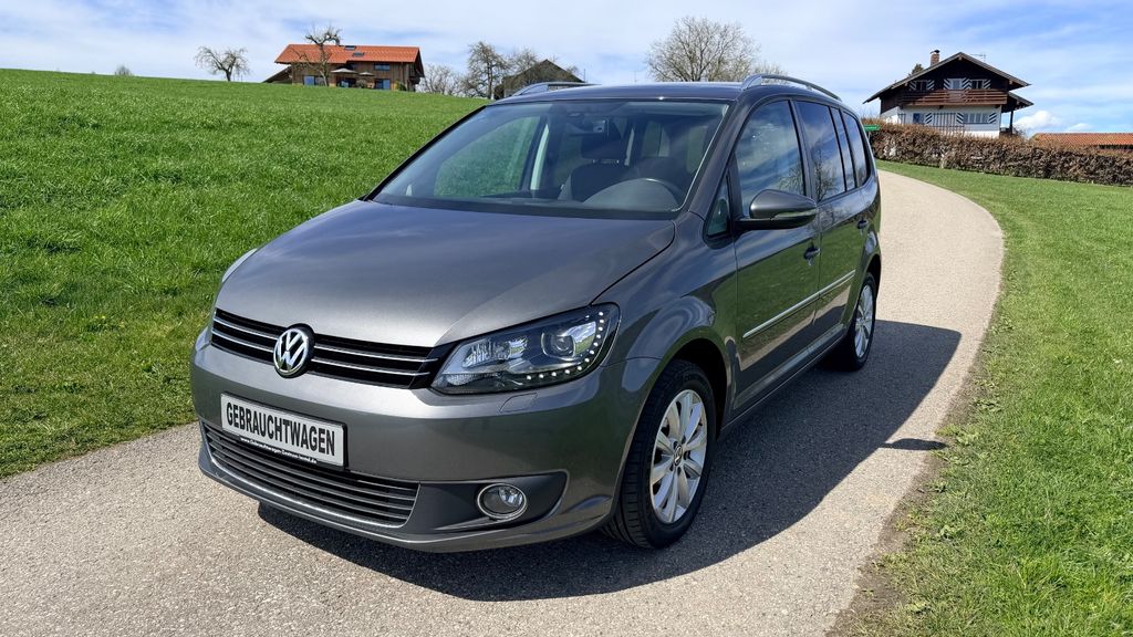 VW Touran 144.300 km 8.990 &euro; Prutting 83134
