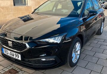 Seat Leon 3.500 km 24.490 &euro; Rosenheim 83022