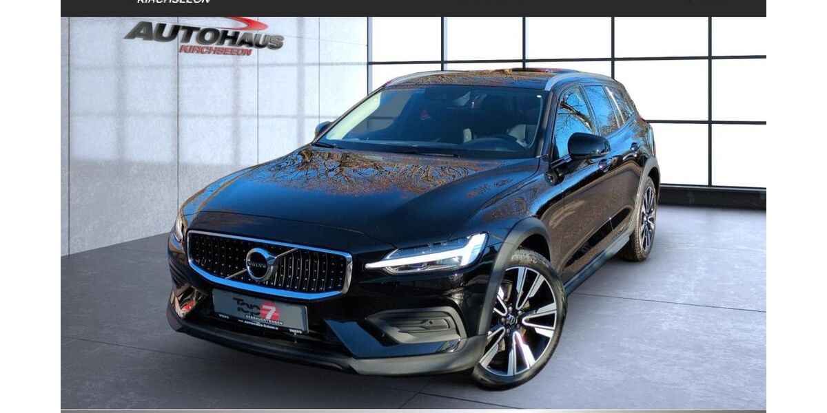 Volvo V60 Cross Country 48.950 km 31.950 &euro; Kirchseeon 85614
