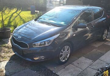 Kia ceed / Ceed 165.675 km 8.400 &euro; Rosenheim 83022