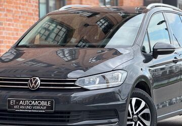 VW Touran 234.100 km 11.989 &euro; Rosenheim 83026