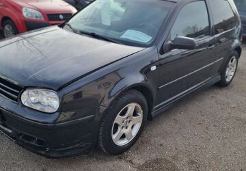 VW Golf 252.000 km 890 &euro; Rosenheim 83026
