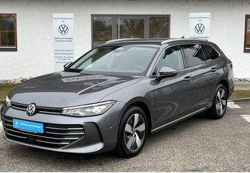 VW Passat Variant 10.567 km 35.790 &euro; Raubling 83064
