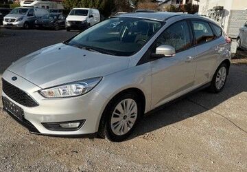 Ford Focus 77.000 km 4.600 &euro; Prien-Bachham 83209