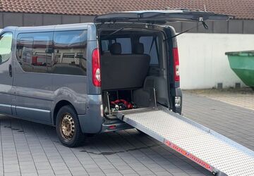 Opel Vivaro 370.000 km 6.999 &euro; Rosenheim 83024