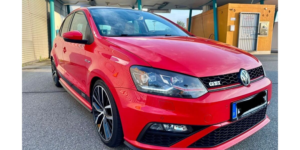 VW Polo 75.700 km 16.000 &euro; Baiern 85625