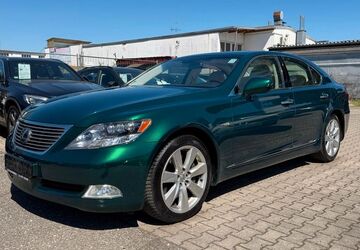 Lexus LS 600 222.947 km 8.900 &euro; Rosenheim 83026