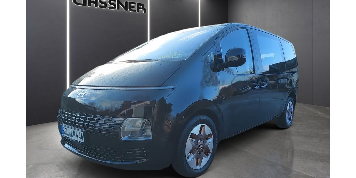 Hyundai STARIA 19.950 km 41.990 &euro; Rosenheim 83022