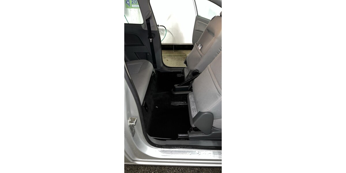 Ford Fiesta 165.000 km 2.400 &euro; Rosenheim 83013