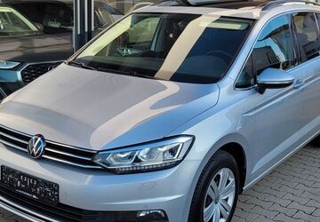 VW Touran 174.589 km 18.950 &euro; Feldkirchen-Westerham (25 min von München) 83620
