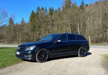 Mercedes-Benz 300 228.000 km 14.000 &euro; Miesbach 83714
