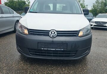 VW Caddy 95.000 km 3.699 &euro; Rosenheim 83026